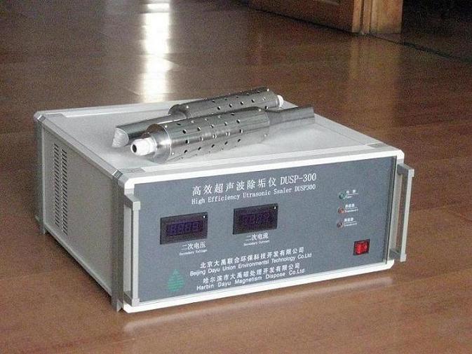 网友：赶紧回去看看自己孩子的文具盒