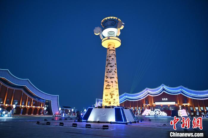 十四冬邂逅春节：冰雪白与中国红在呼伦贝尔交