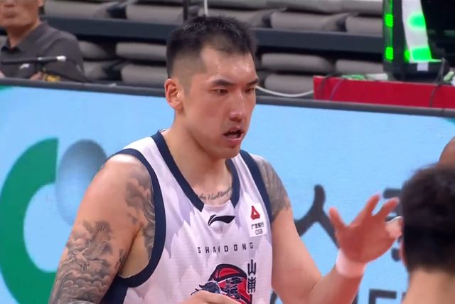 山东男篮客场掀翻深圳终结15连胜 五将评分超9分